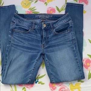 American Eagle skinny jeans/stretch